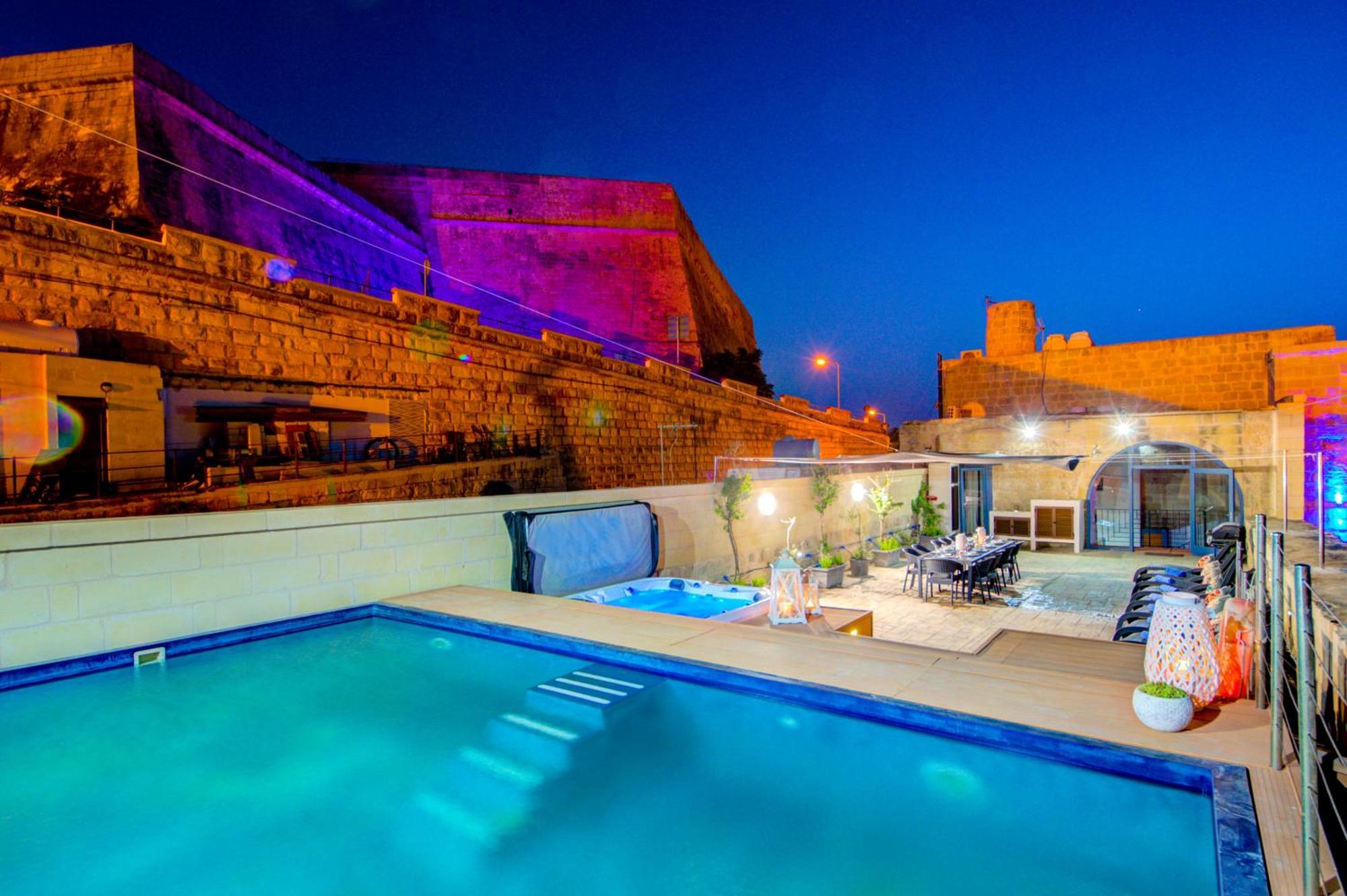 Valletta Waterfront Villa With Pool And Jacuzzi Buitenkant foto